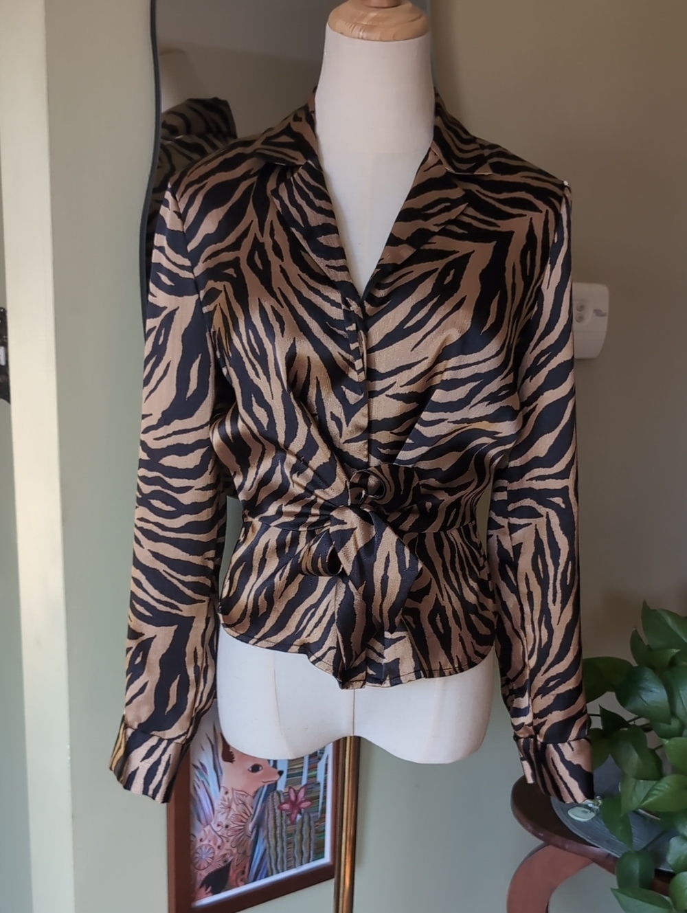 Jones New York Women's Size Small Animal Print Blouse - Picture 4 of 14